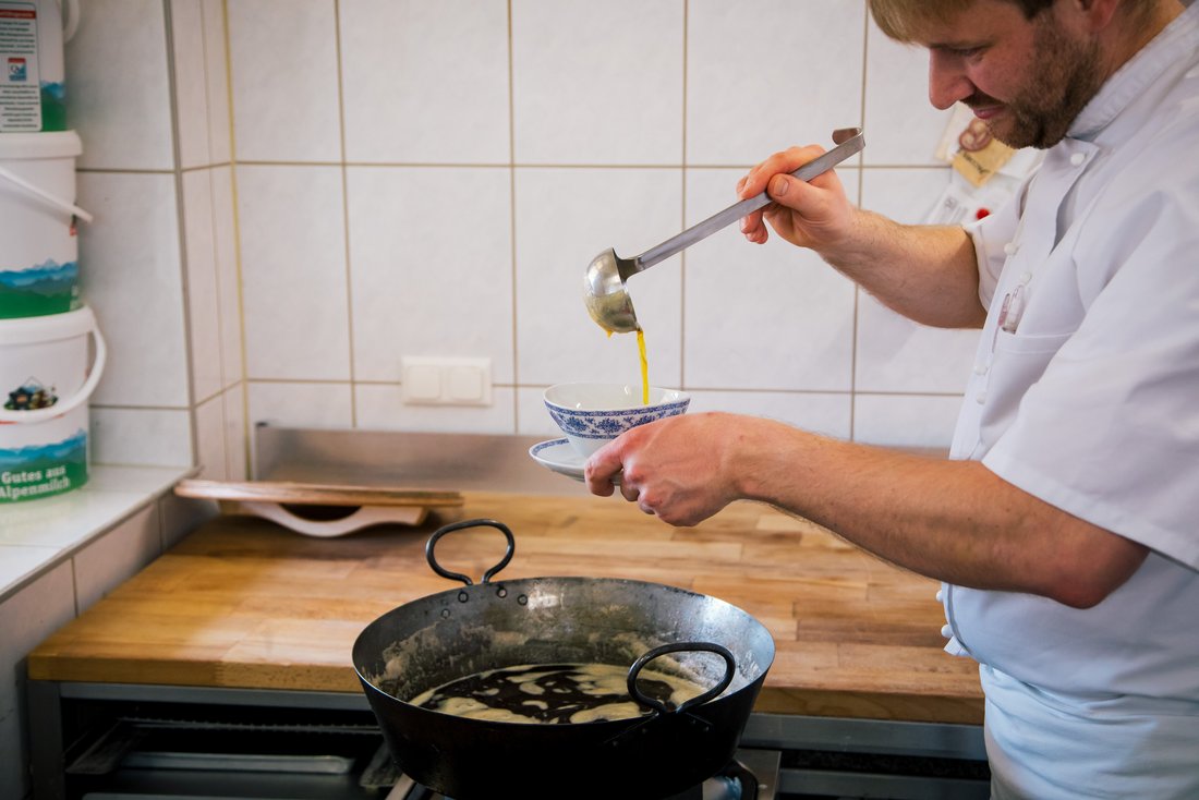 Butterschmalz abschöpfen