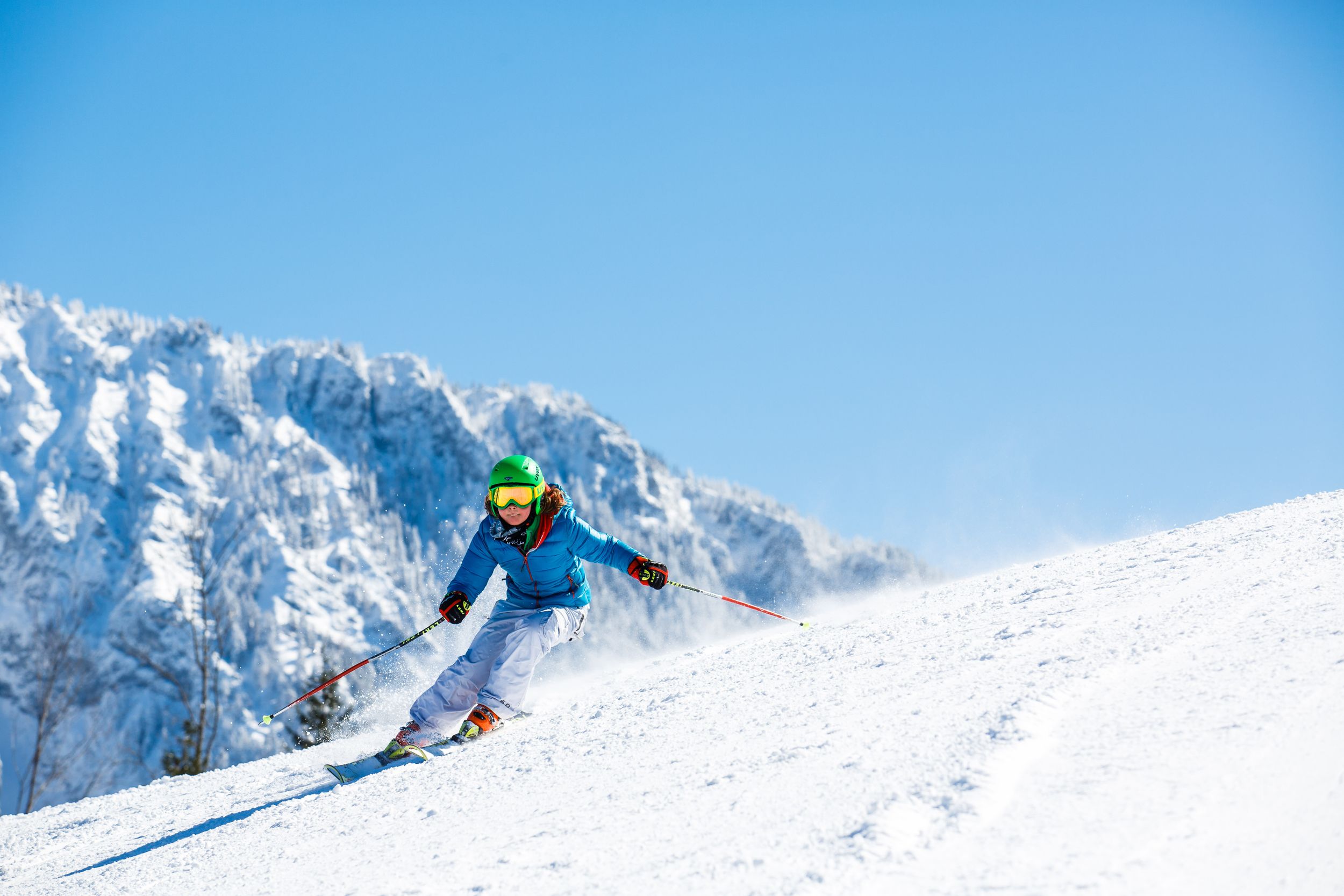 Kinder beim Skifahren am Unternberg