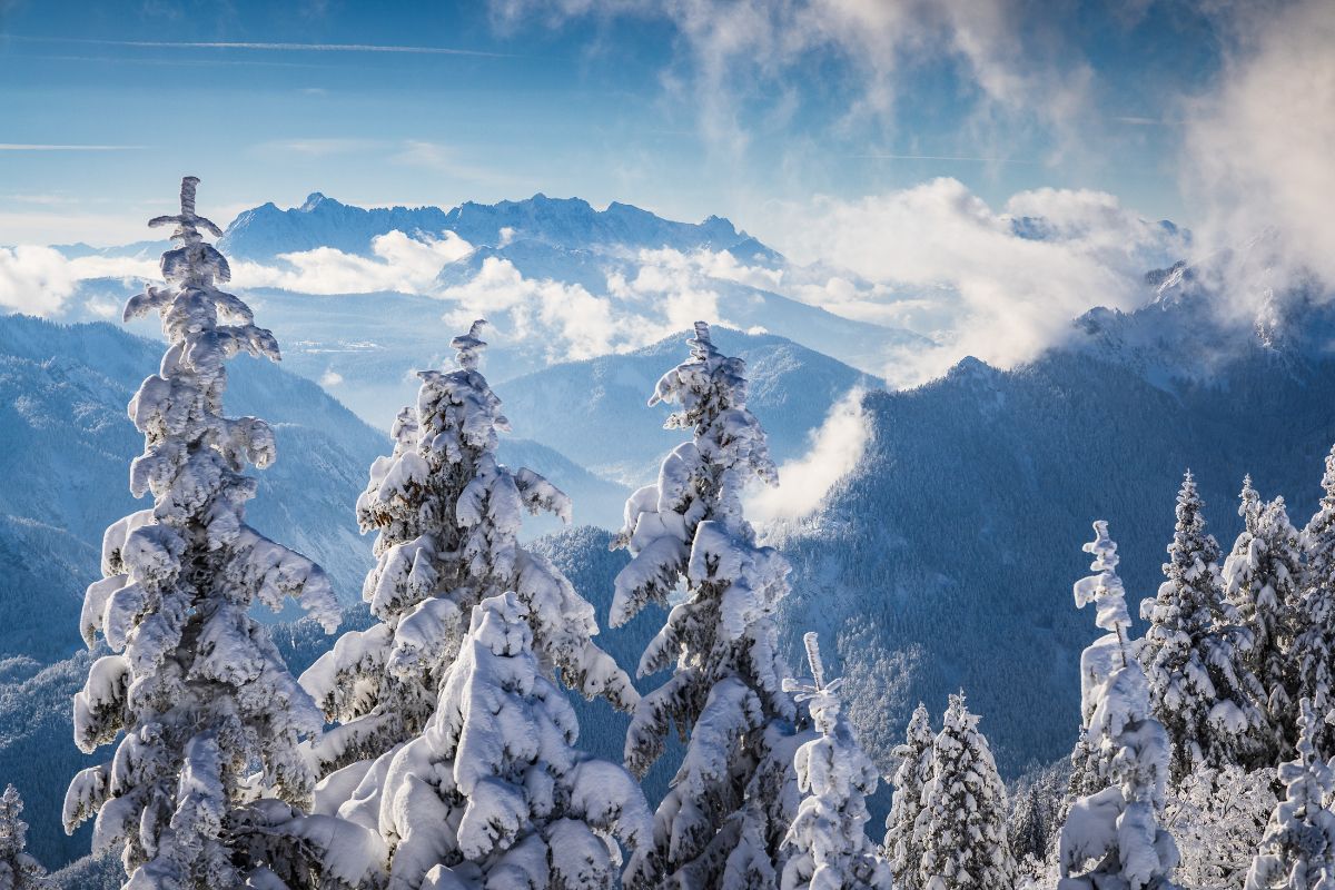 Winterliche Berglandschaft in Ruhpolding