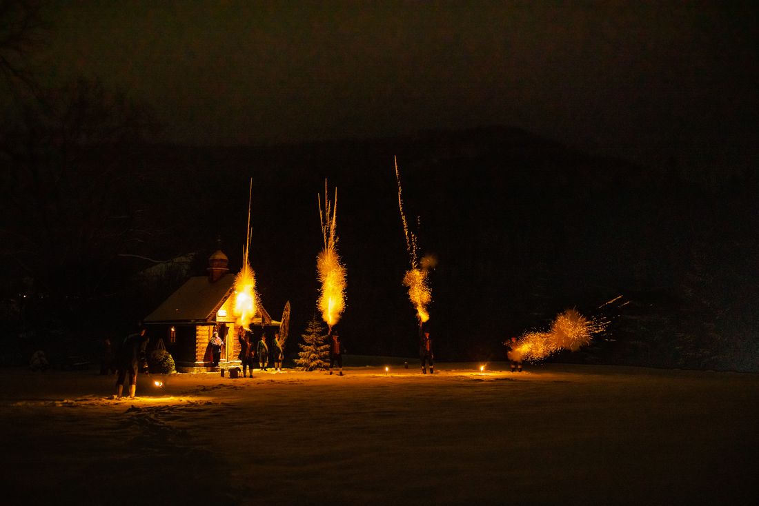 Böllerschützen an Weihnachten