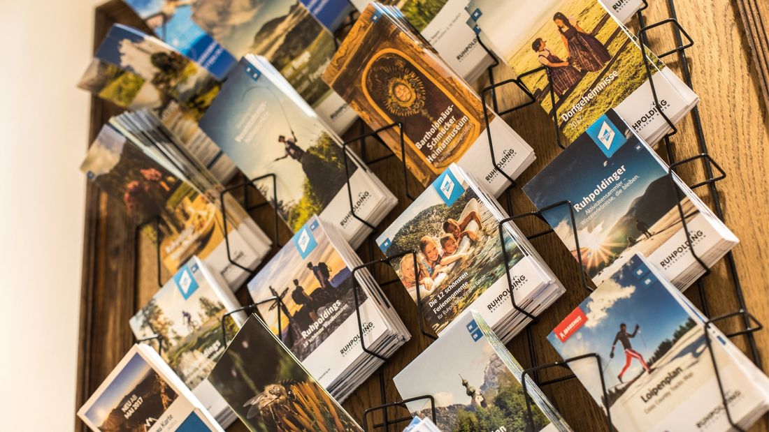 Prospektwand in der TI