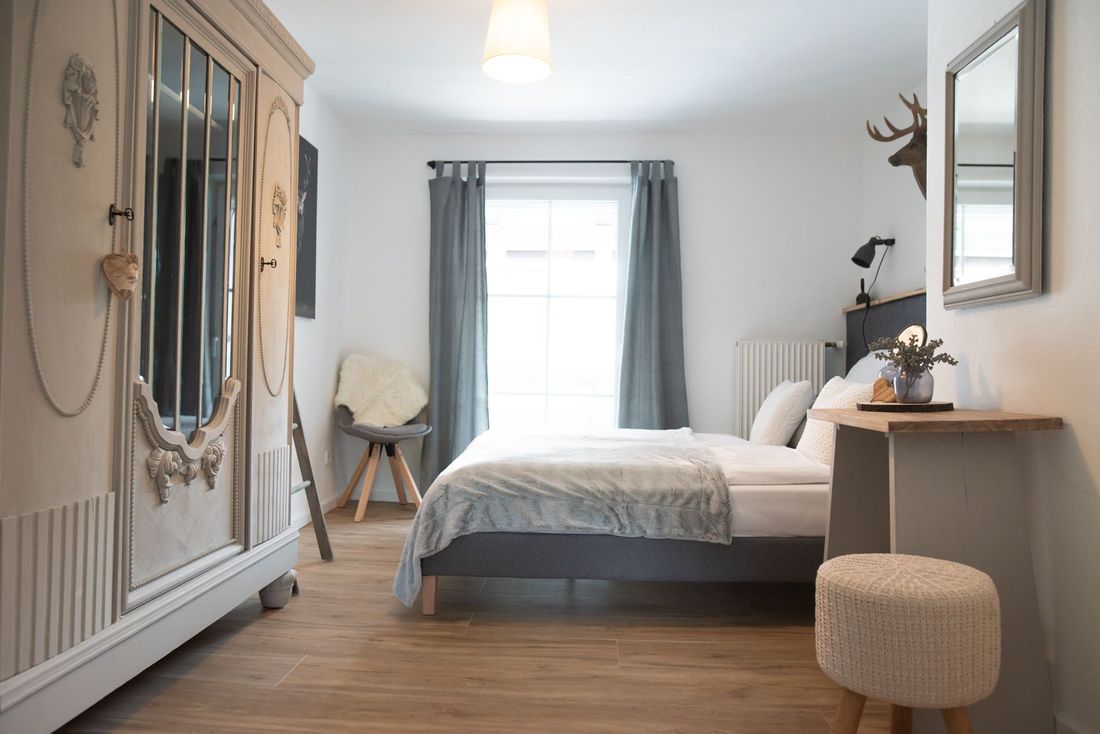 Schlafzimmer II