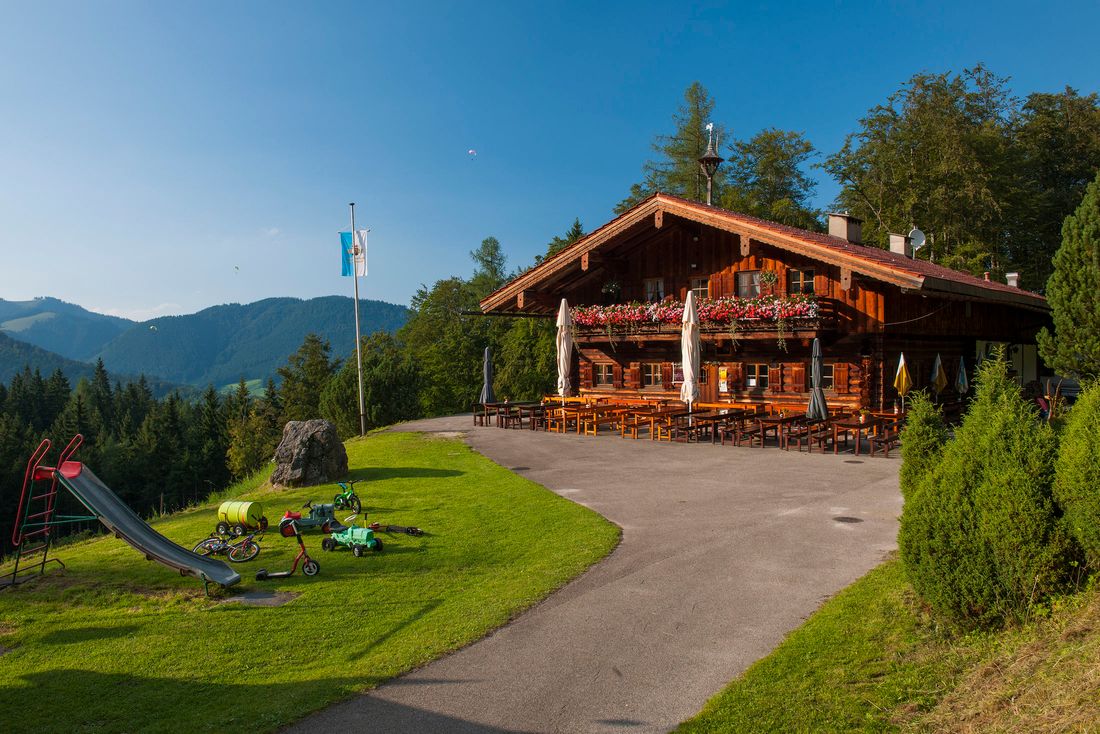 Raffner Alm und Spielplatz