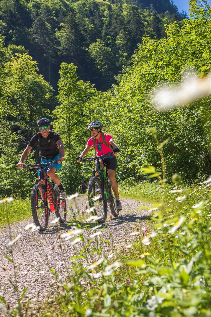 Mit dem E-Bike unterwegs in Ruhpolding