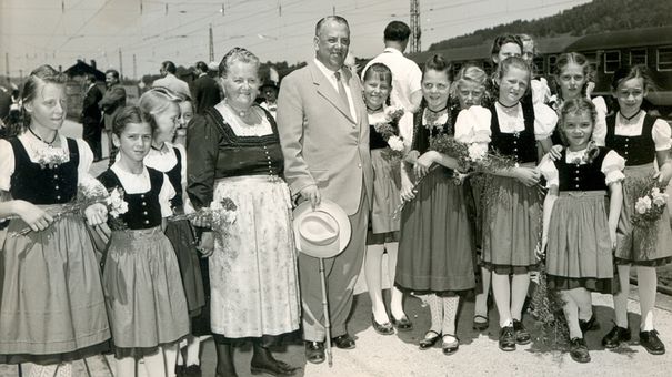 Altes Foto mit Ruhpoldinger Bürgern