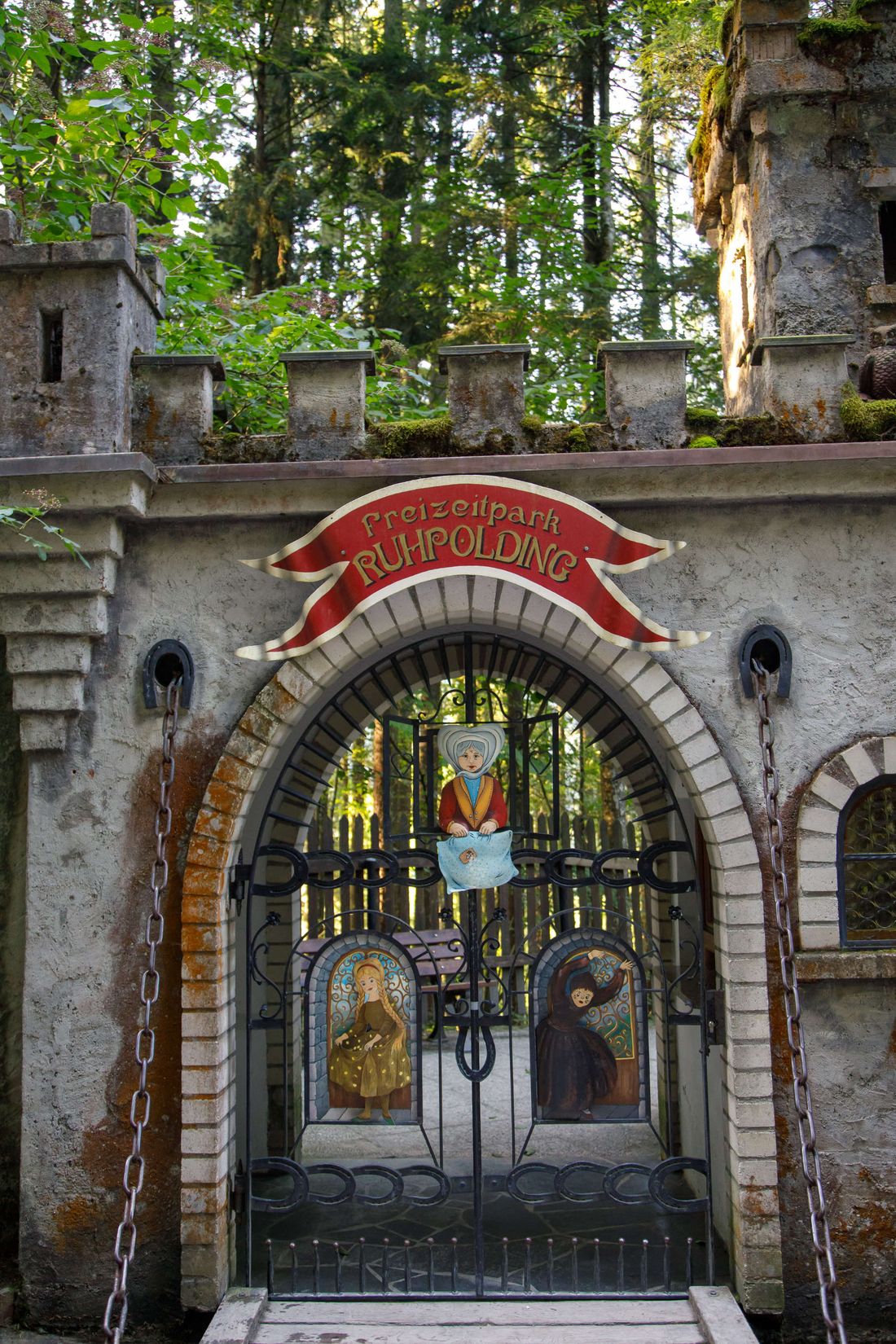 Eingangstor Freizeitpark