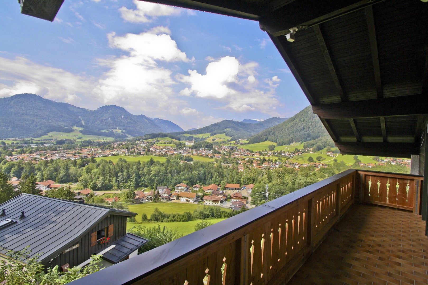Bojern Hof, Balkonblick
