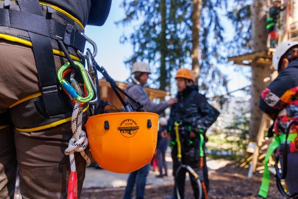 Ausrüstung im Kletterwald
