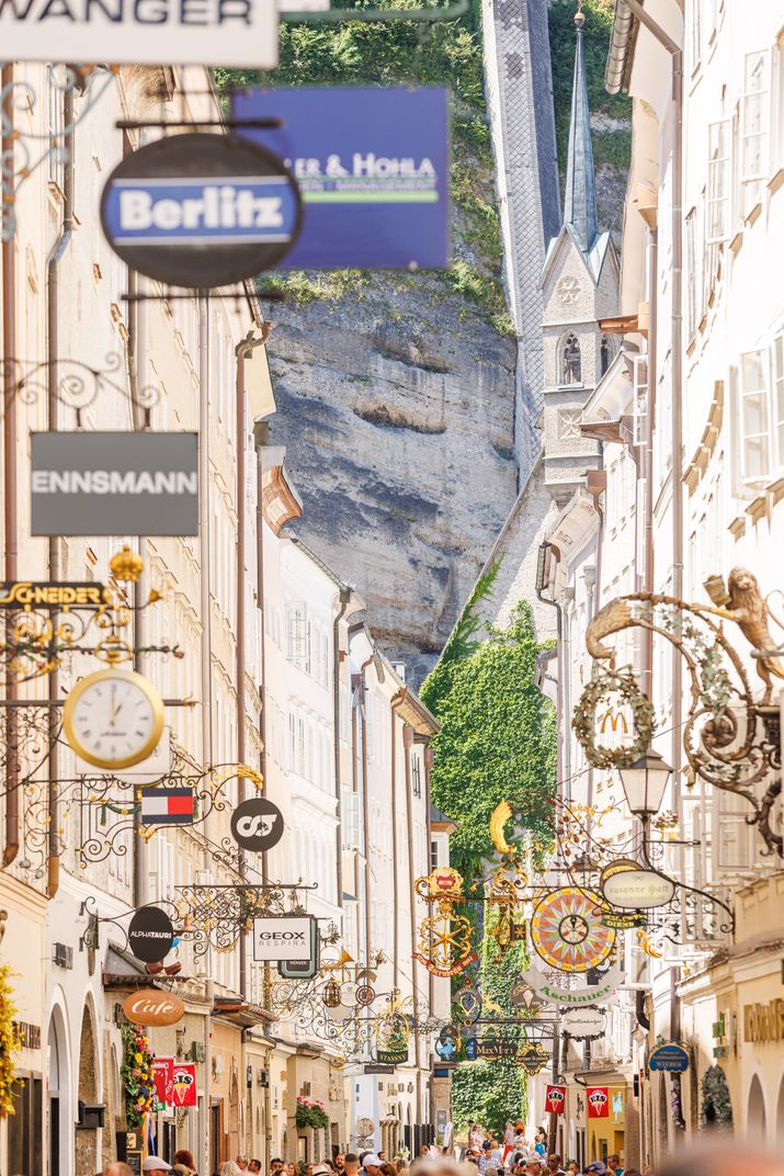 Berühmte Salzburger Getreidegasse