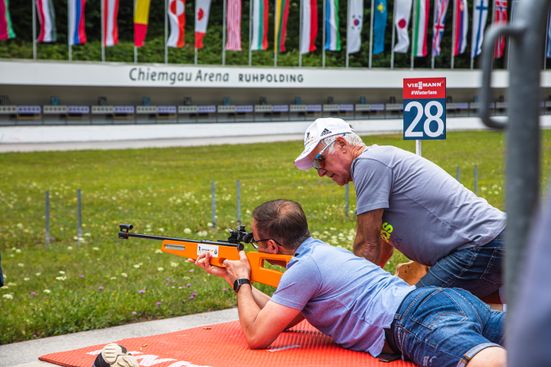 Chiemgau Arena, Biathlon-Schießen mit dem Fritz-Fischer-Biathlon-Camp