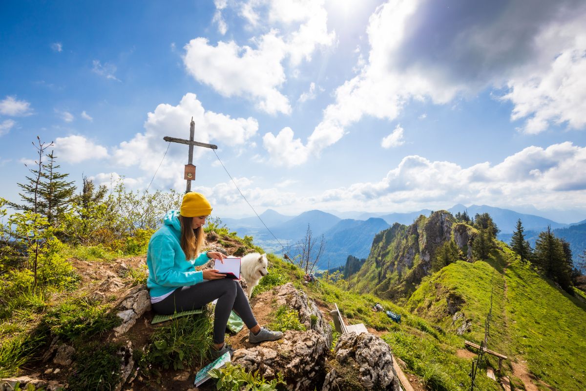 Tamara Schweidler die Gipfelbuchgestalterin