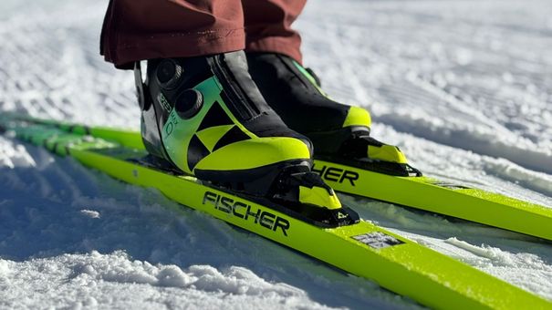 Langlauf-Ski von Fischer