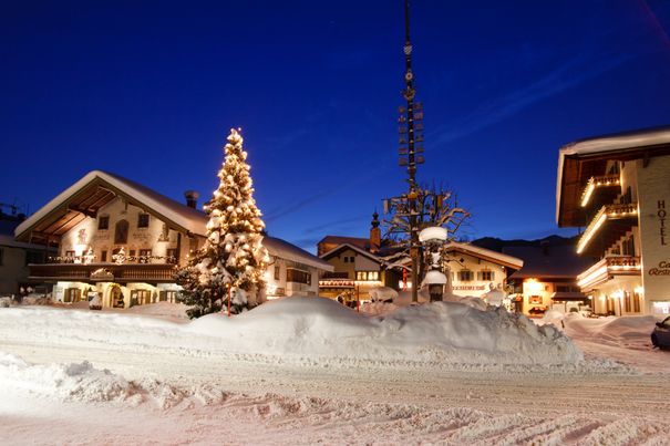 Winter Ruhpolding Maibaum