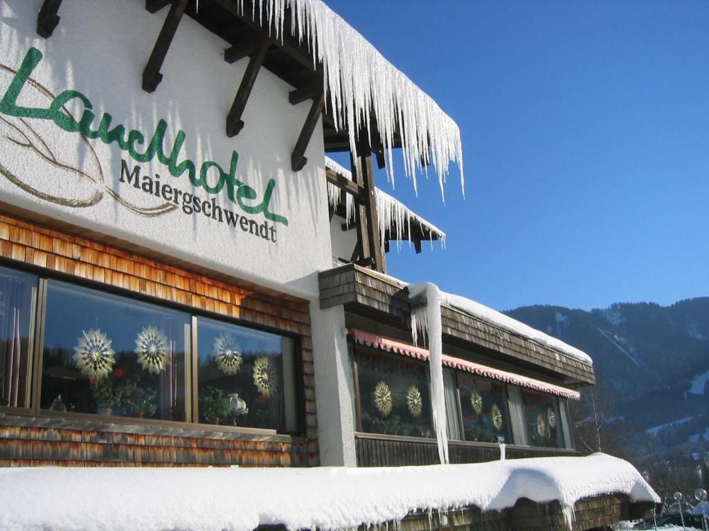 Landhotel Maiergschwent Winter Eiszapfen