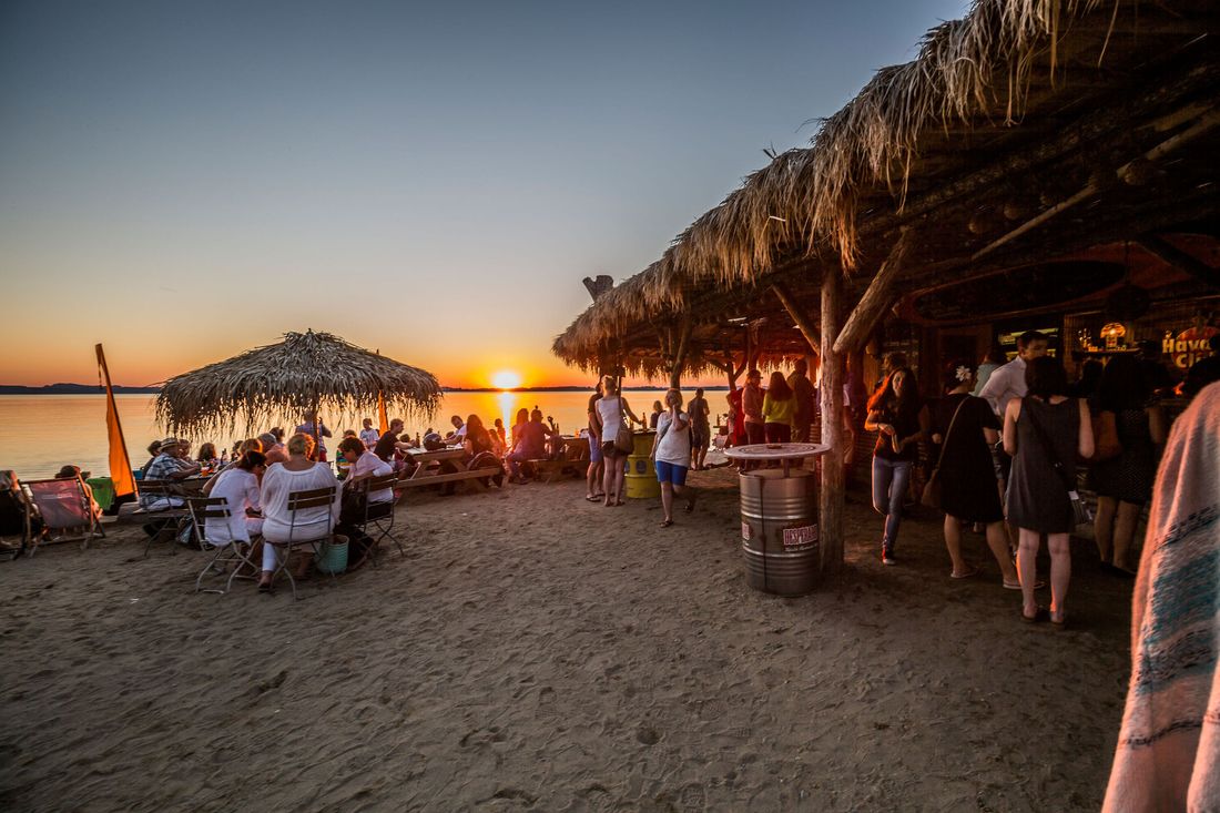 Beachbar Übersee